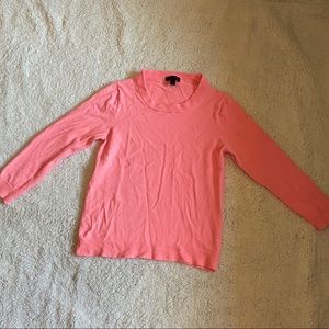 Sweater coral color